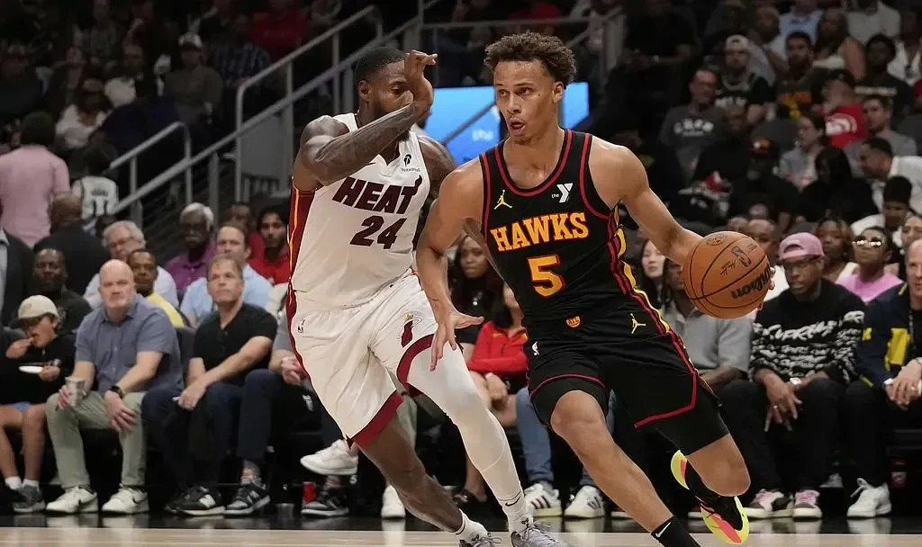 熊猫直播官网-热火轻松击败老鹰，状况大好