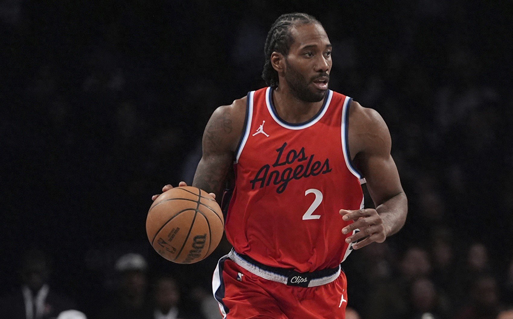 包含快船轻取老鹰，莱昂纳德砍下27分助球队取胜的词条