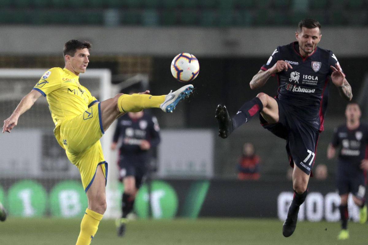 卡利亚里客场逆袭，击败佛罗伦萨