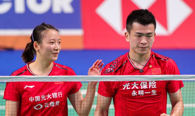 熊猫直播tv-包含印度队险胜印尼队，黄鸭组合点燃赛场的词条