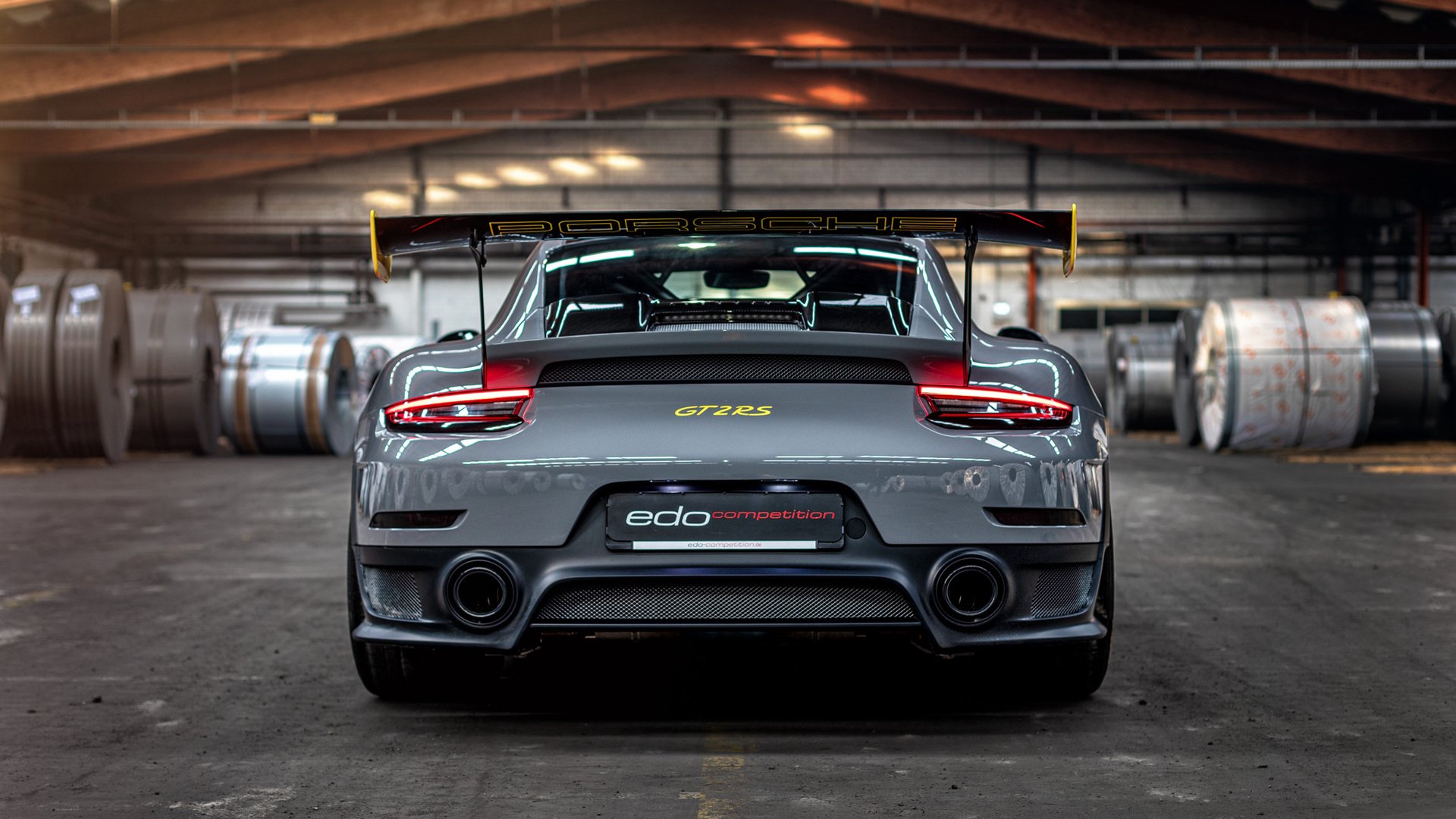 熊猫体育中国App-从红土到硬地，辛纳拉沃尔杯横扫法网荣耀，宣告新时代的统治